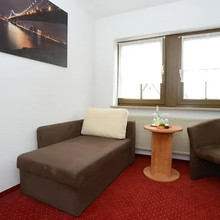 Jaegerhof Hotel 3*
