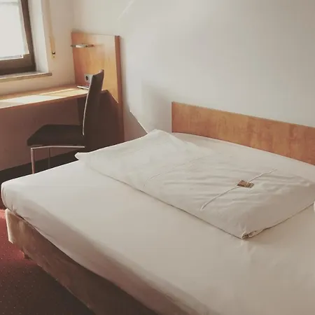 Jaegerhof Hotel 3*